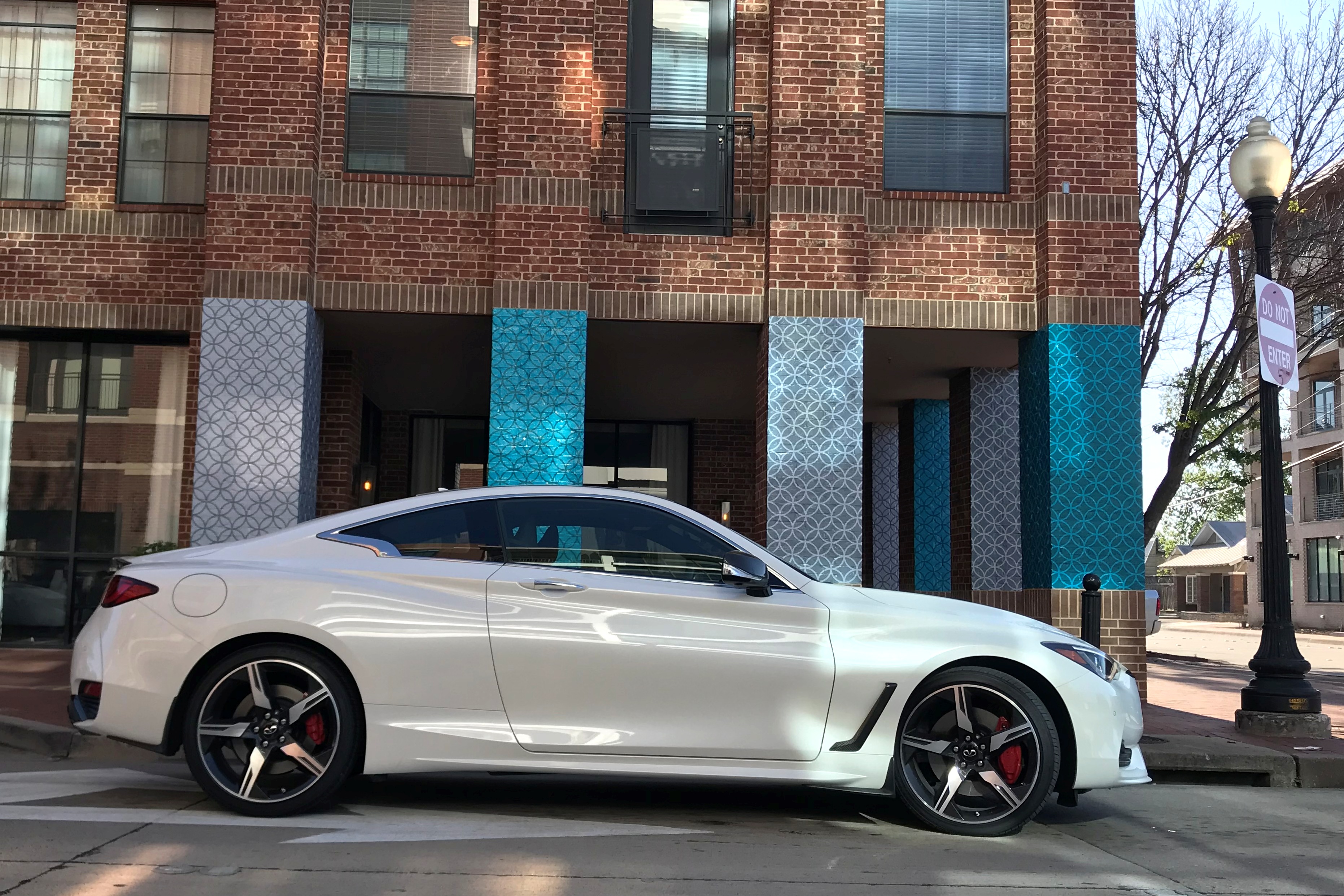 Review: 2021 INFINITI Q60S